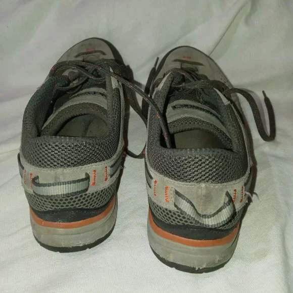 Vasque Grand Traverse Hiking Shoes - Picture 4 of 8